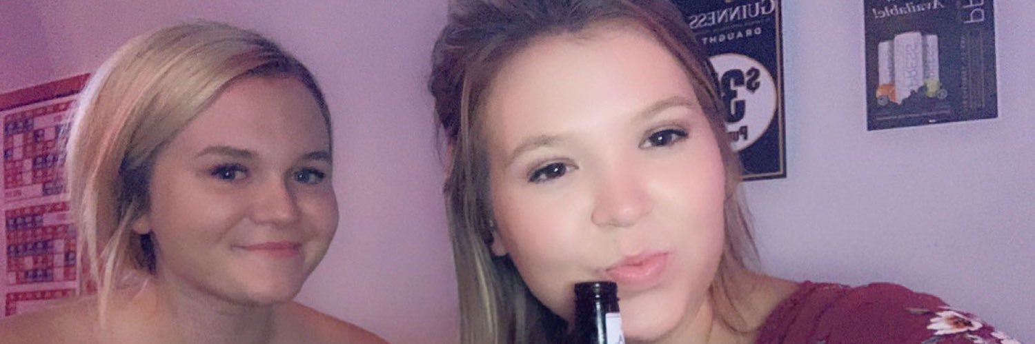maceykessinger's profile banner image