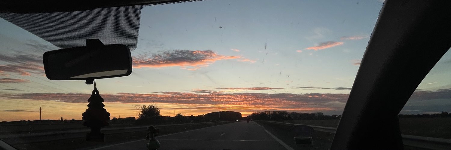 Meloebrke's profile banner image