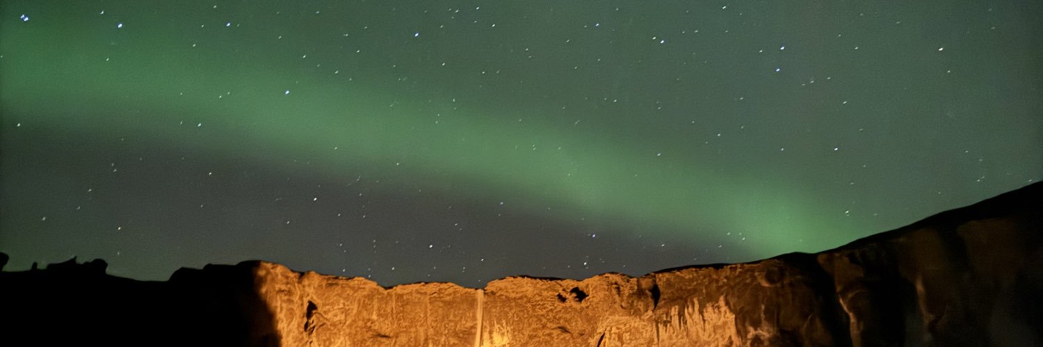 caryrumont's profile banner image