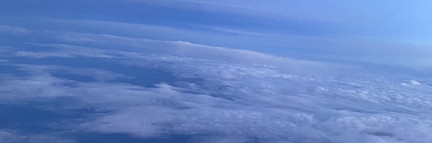 tuntunWK's profile banner image
