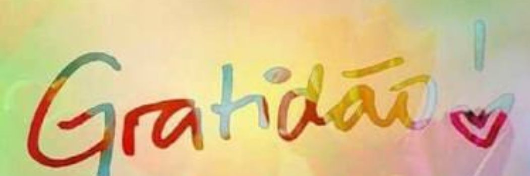 gi_carolinee's profile banner image