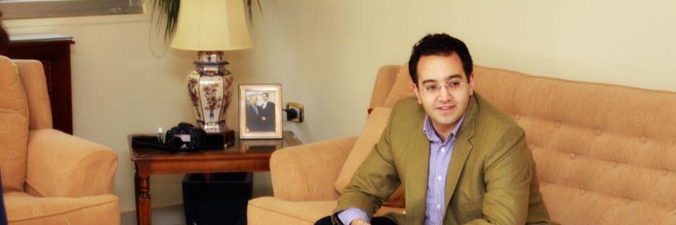 Dr_Yaz's profile banner image