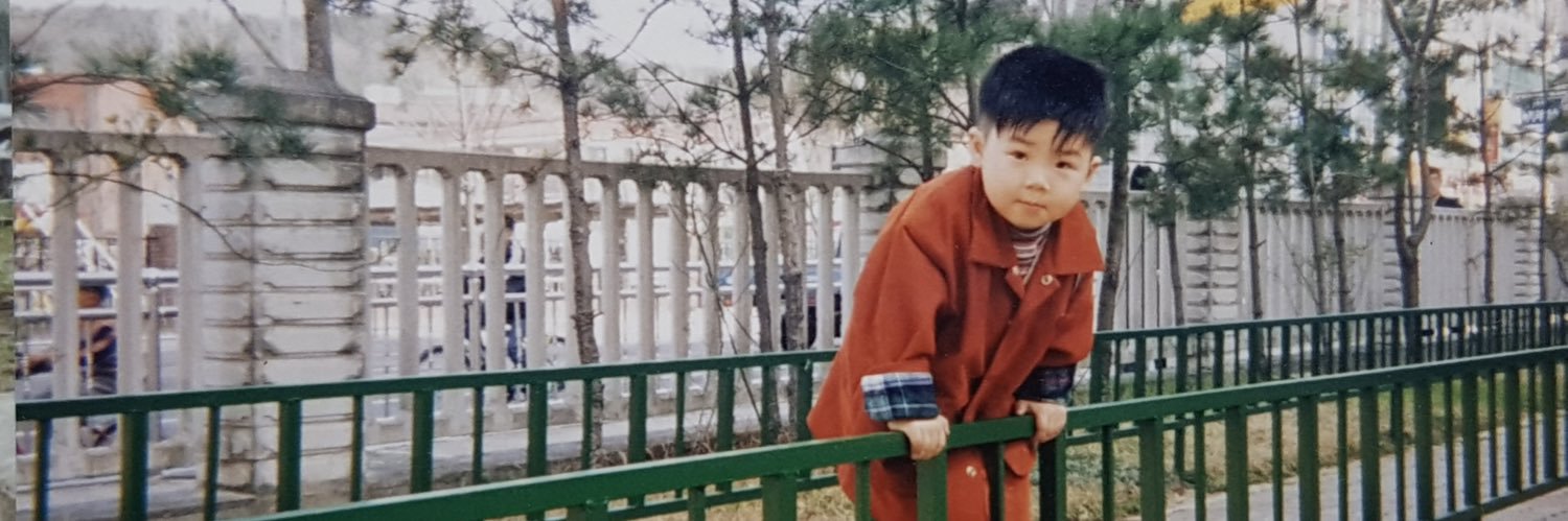 seong812's profile banner image