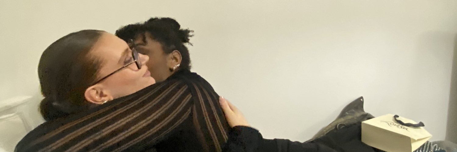 ambremru's profile banner image
