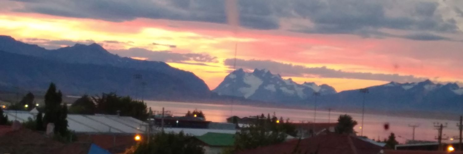 uribevargass's profile banner image