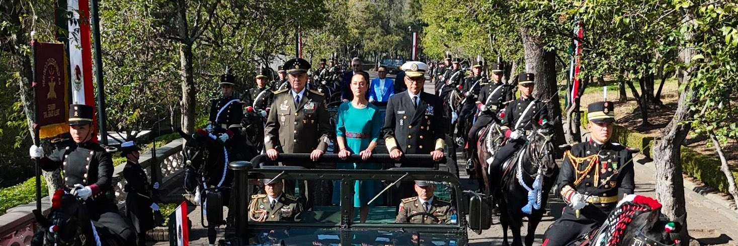 La era, Siglo XXI banner