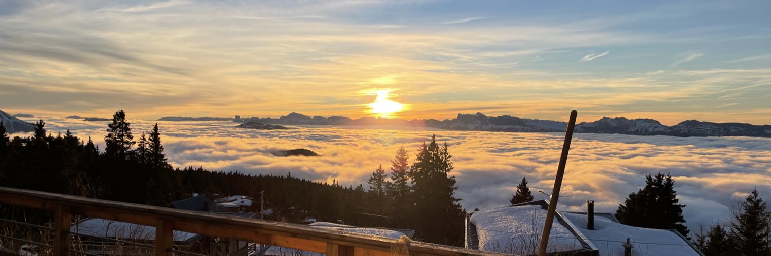 eric_parisot's profile banner image