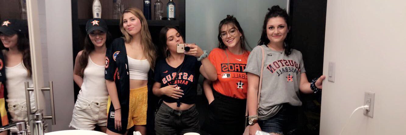 whitleyyrenee's profile banner image