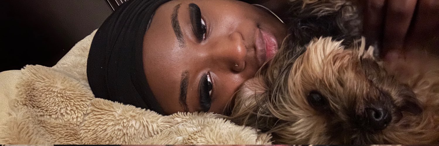 leeleaah's profile banner image
