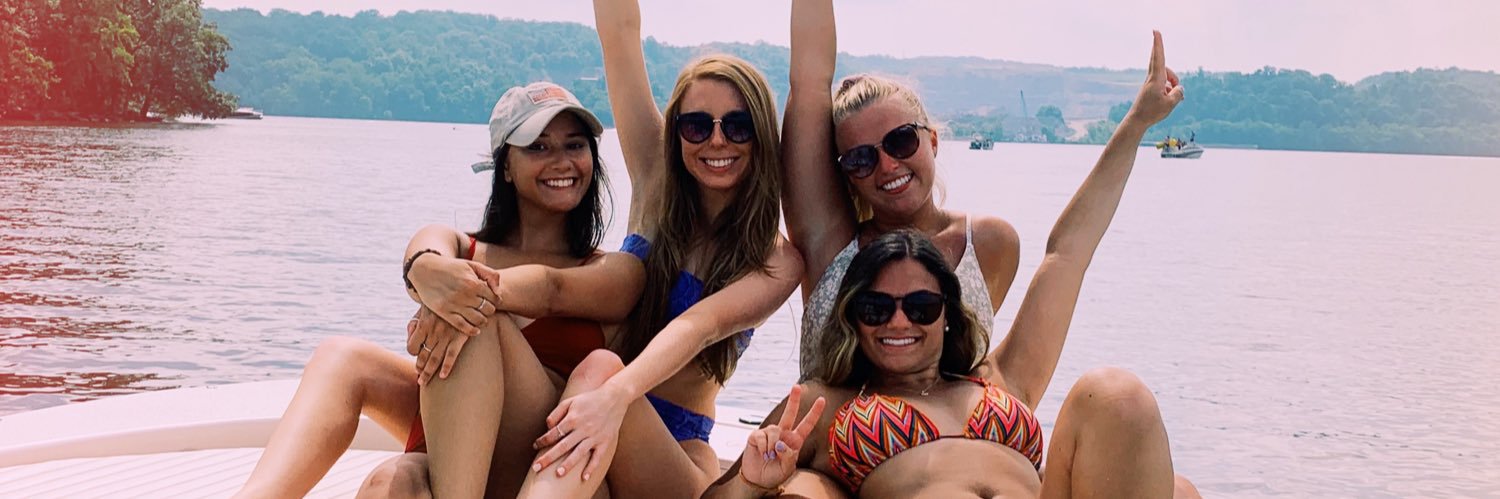 Juliiii_A's profile banner image