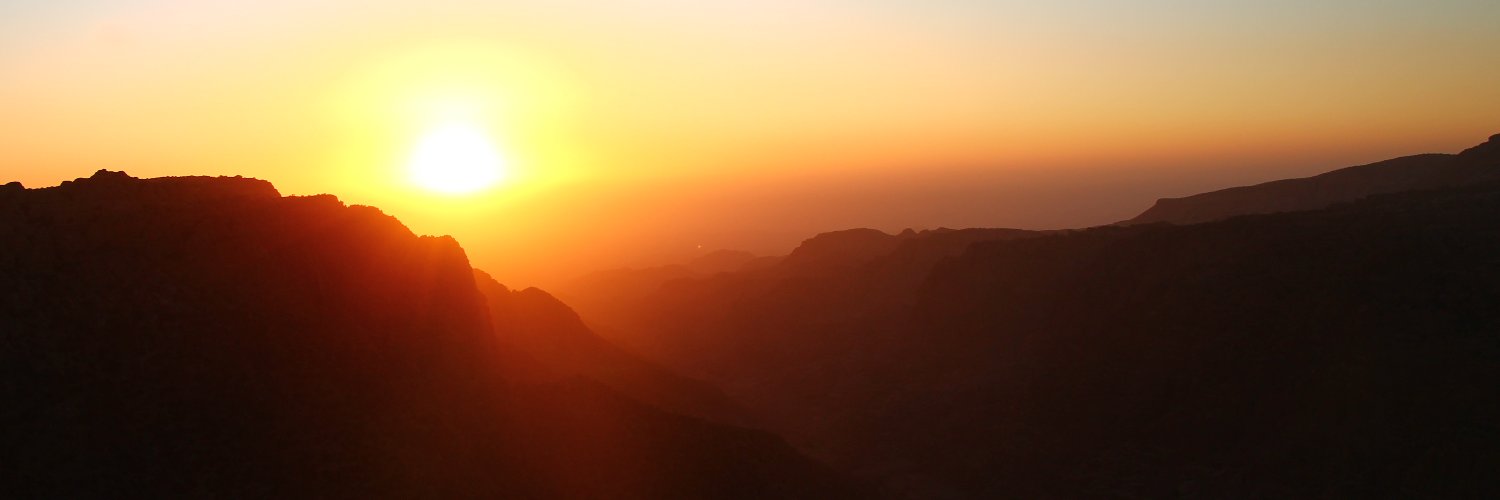_1aura's profile banner image