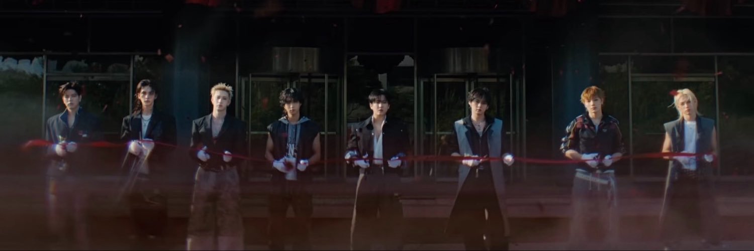 feleeknowsaurus's profile banner image