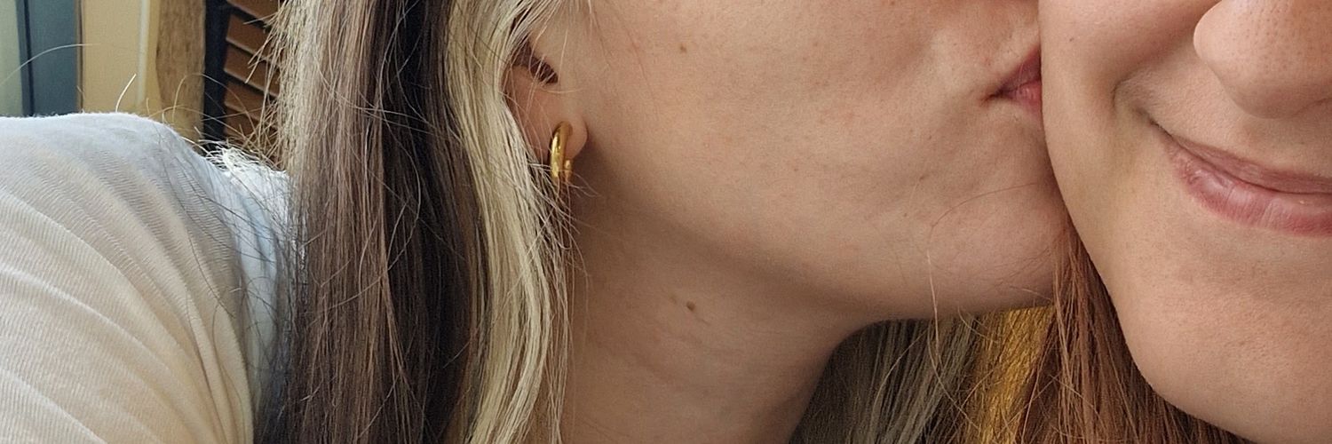 beatriste🐧 banner