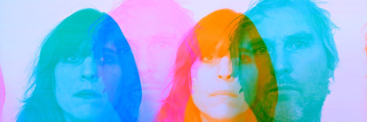 peaking lights banner