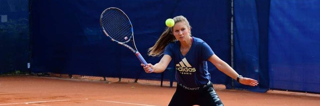 MichaHoncova's profile banner image