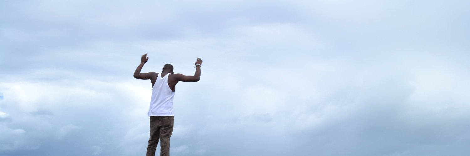 obutuz's profile banner image