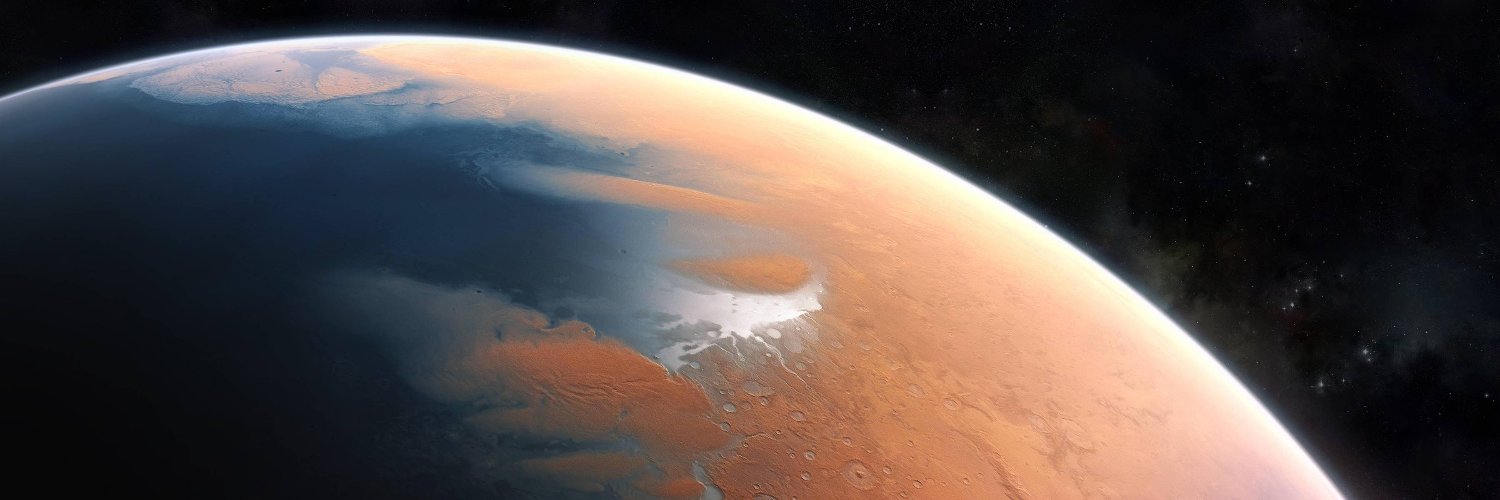 Næmï on Mars's banner