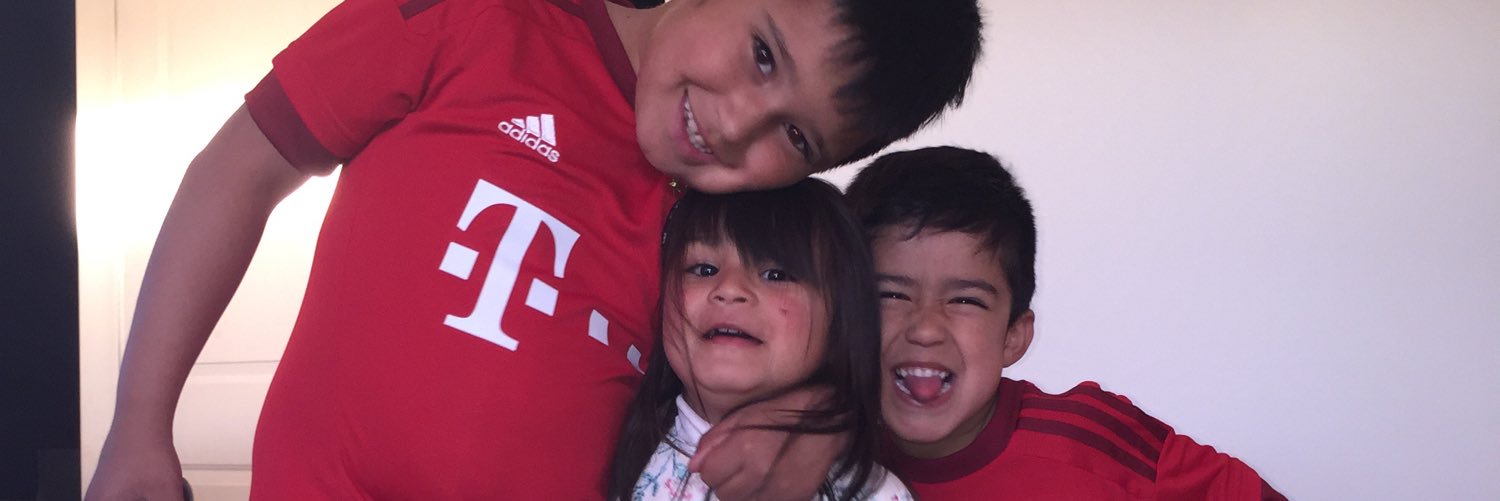 vidal_ambar's profile banner image