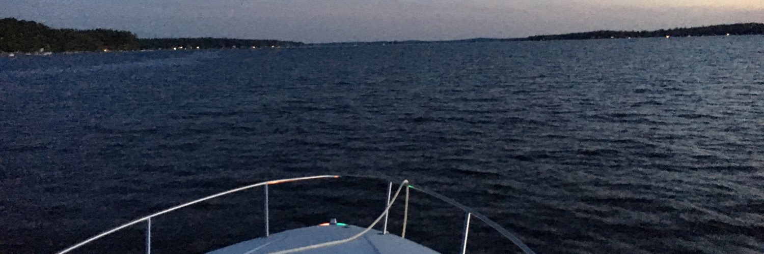 17capt's profile banner image