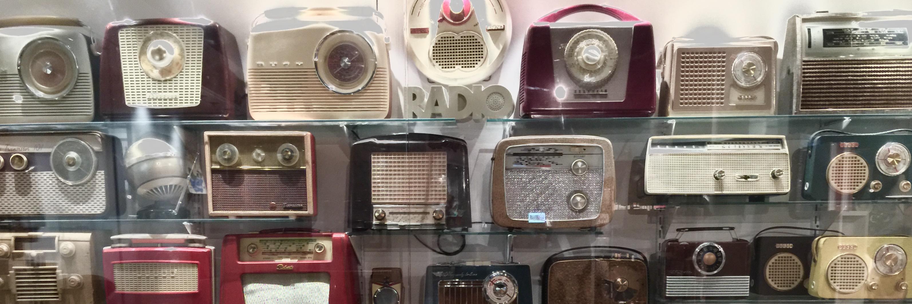 RadioReunion's profile banner image