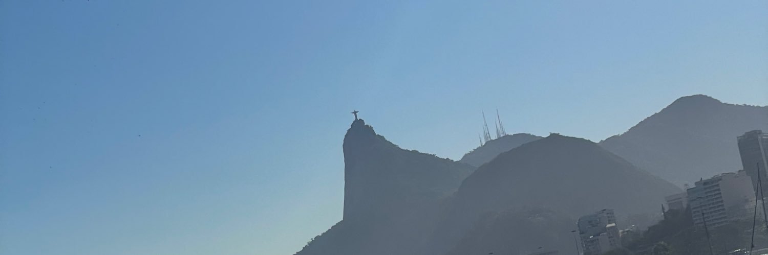 reissquel's profile banner image