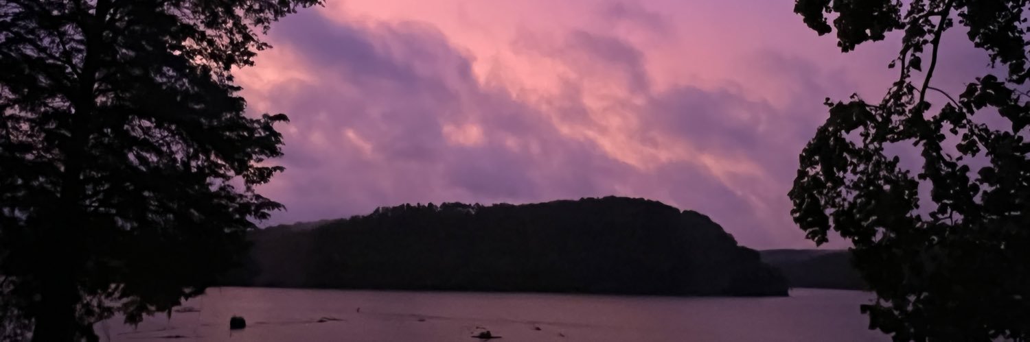 yuriwhore's profile banner image