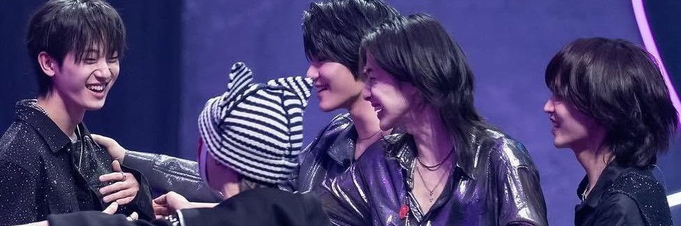 yoonchant's profile banner image