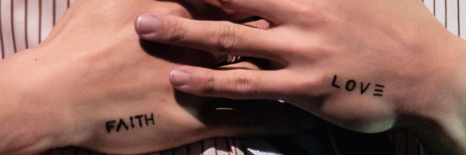 lu.✨️🌹 D - 4 banner
