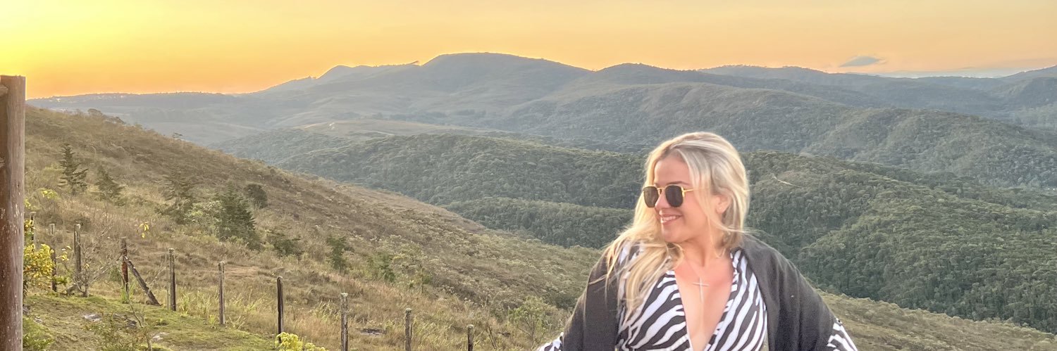 gabivitoriar's profile banner image