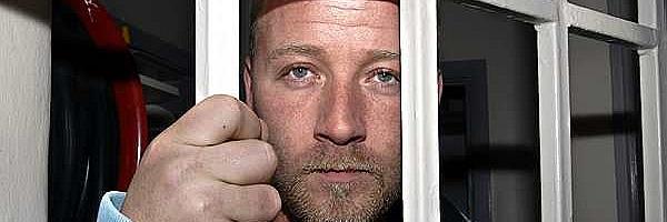 Lárus Pétursson banner