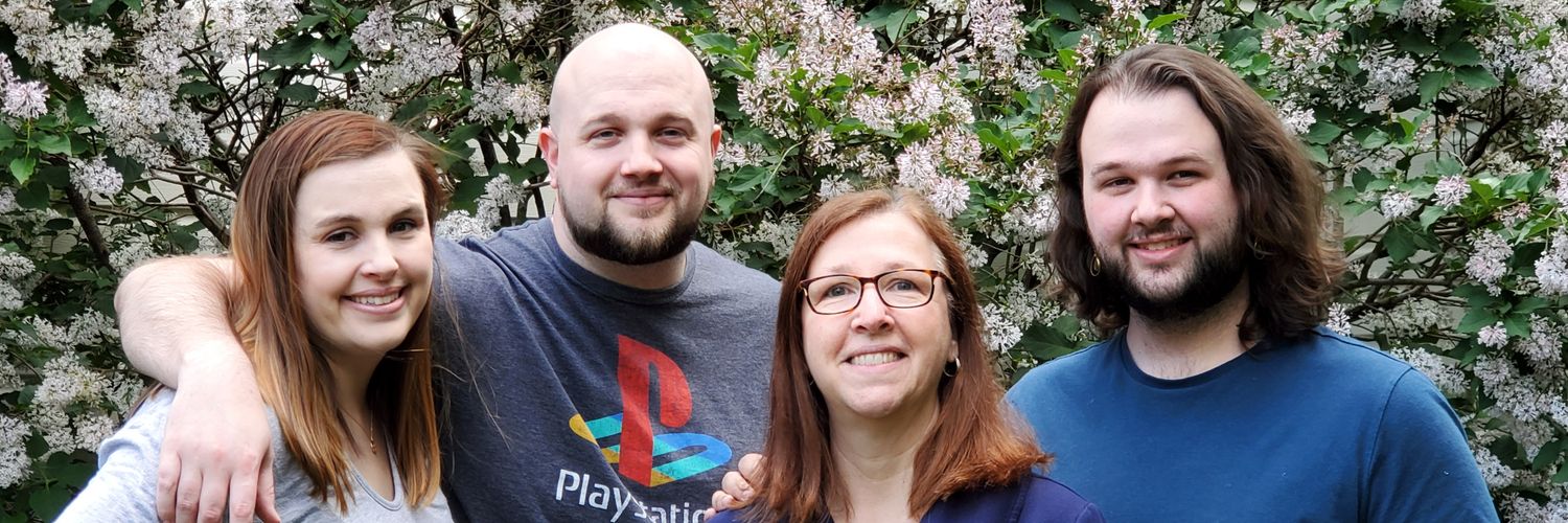 lauradgodshall's profile banner image