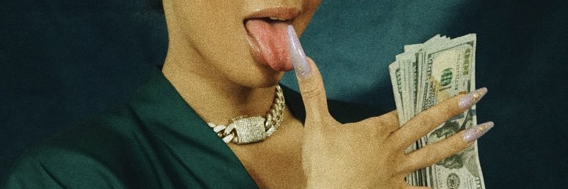 exxmily's profile banner image