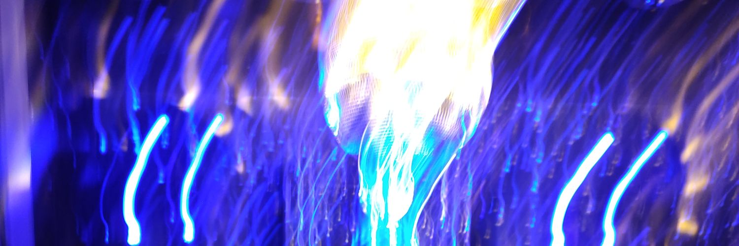 toneblues's profile banner image