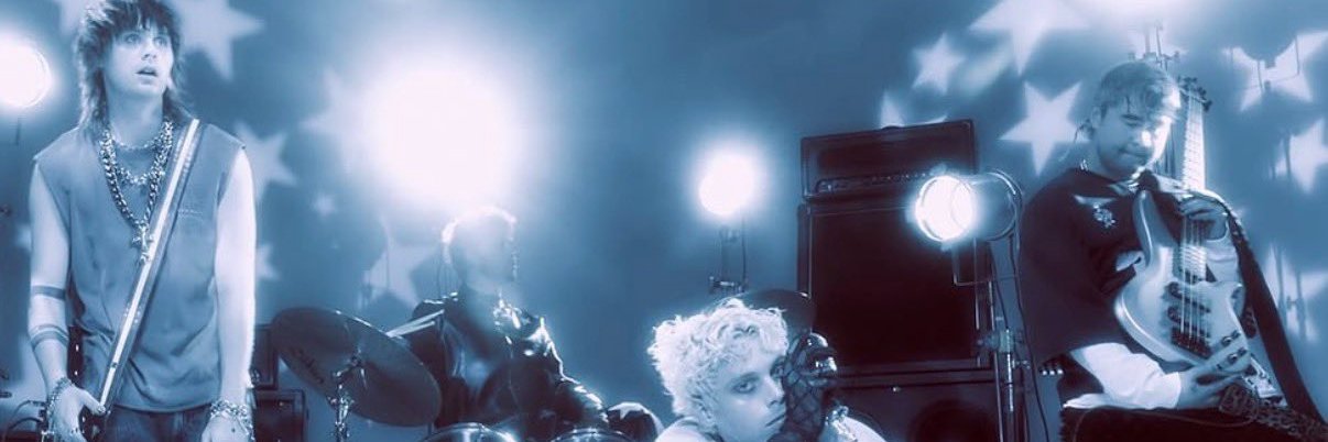 𝑺𝑖𝑙𝑣𝑖𝑎 ★ 𝑠𝑎𝑤 5sos & 𝒊𝒔 𝒏𝒐𝒕 𝒐𝒌𝒂𝒚⭒ banner