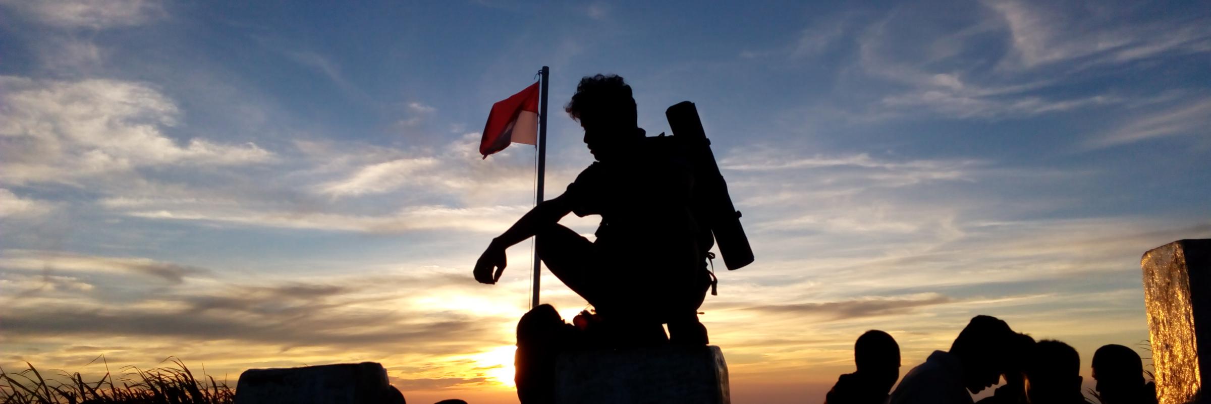 marla_nur's profile banner image