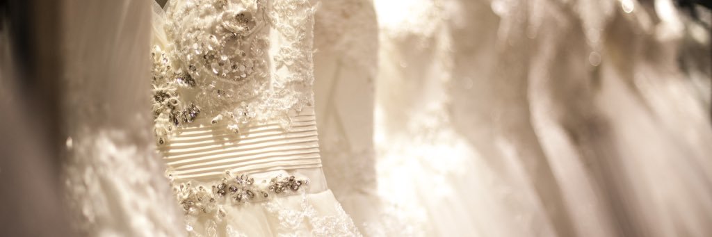 Luxe Bride Outlet banner