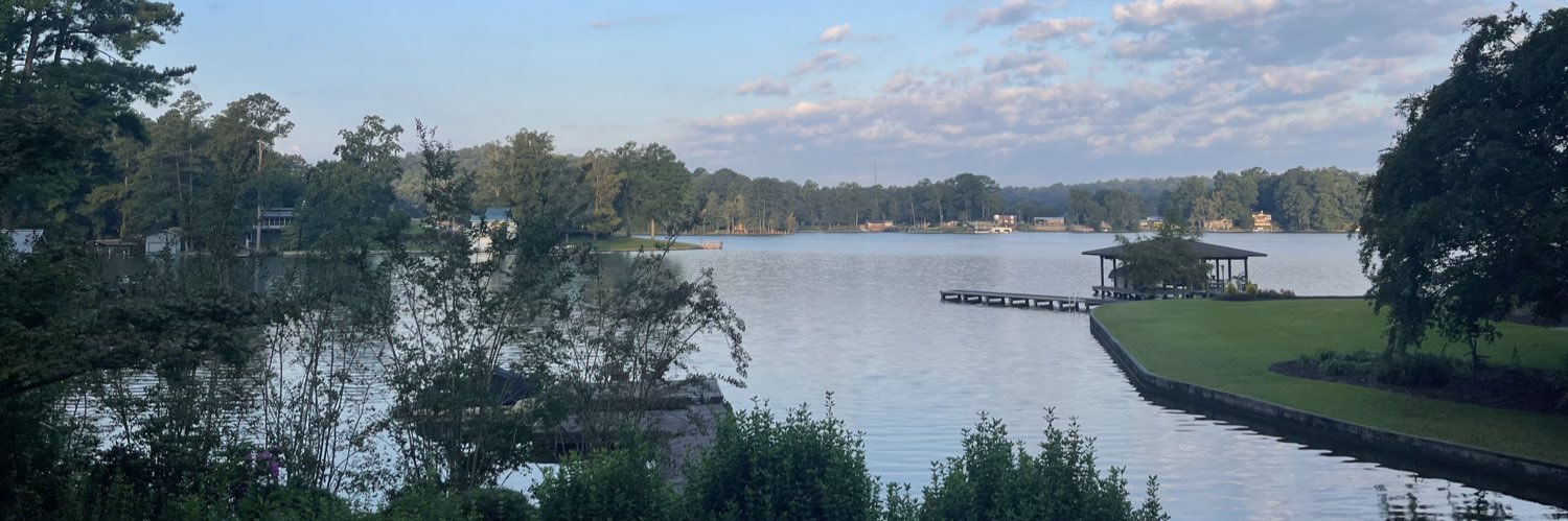 Daniel B. 🦚 banner