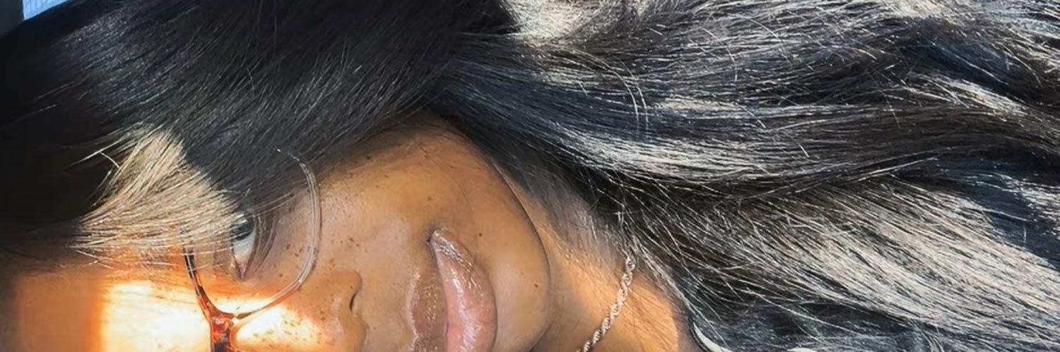 Meyarenee's profile banner image