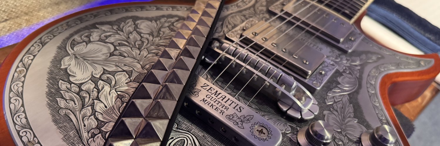 Ж Tomoki Ж(村上智幸) banner