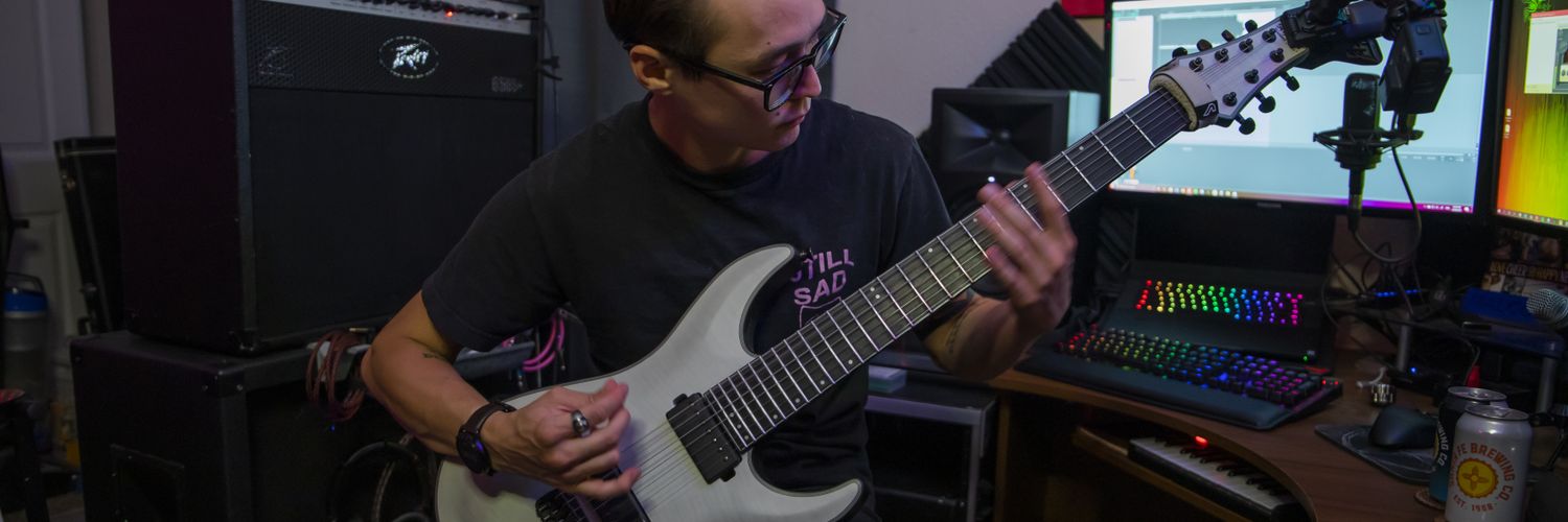 malomartwo's profile banner image