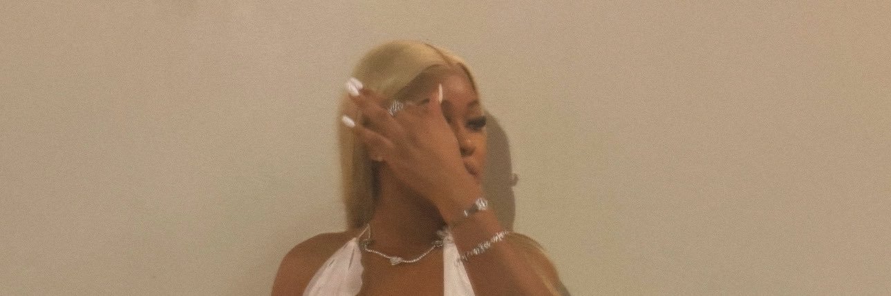 daianrenee's profile banner image
