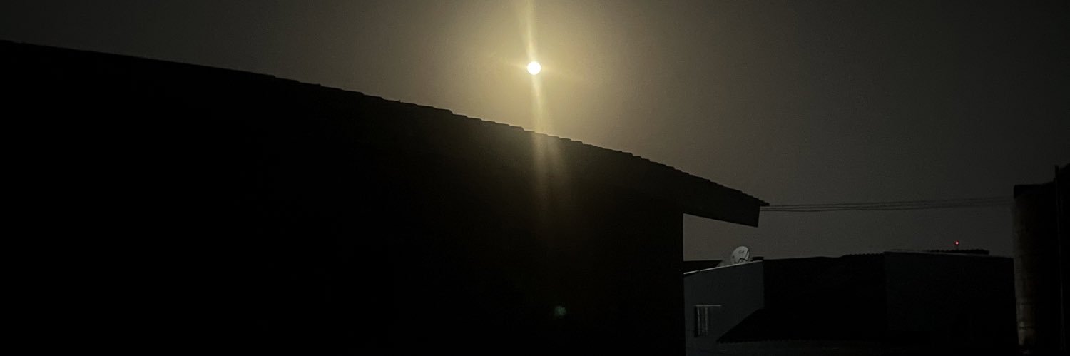 isehinde's profile banner image