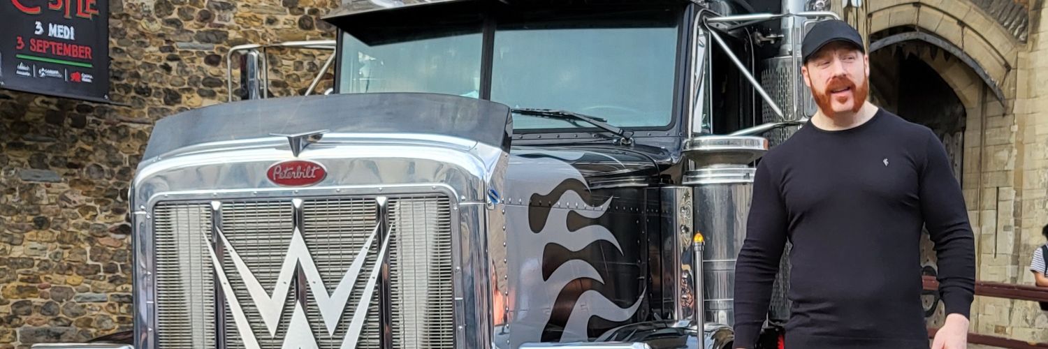moxleysfringe's profile banner image