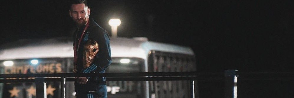 meluuramoss's profile banner image