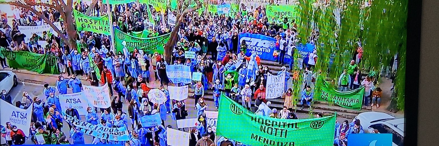 Roberto Macho banner