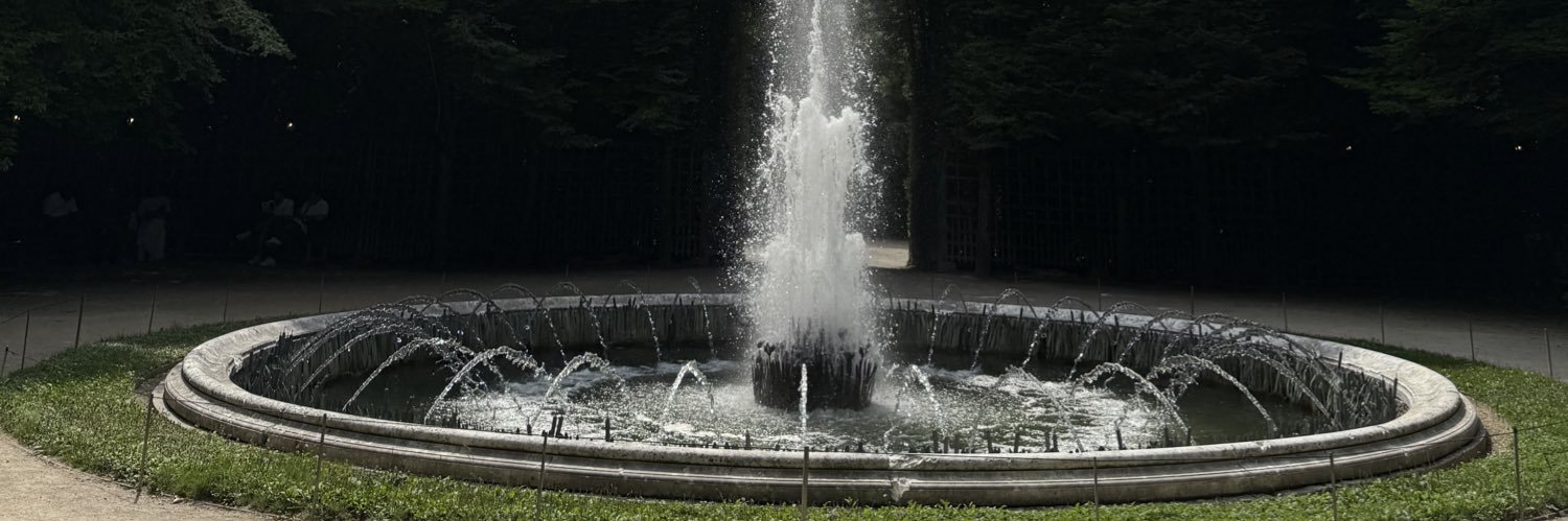 esrahll6's profile banner image