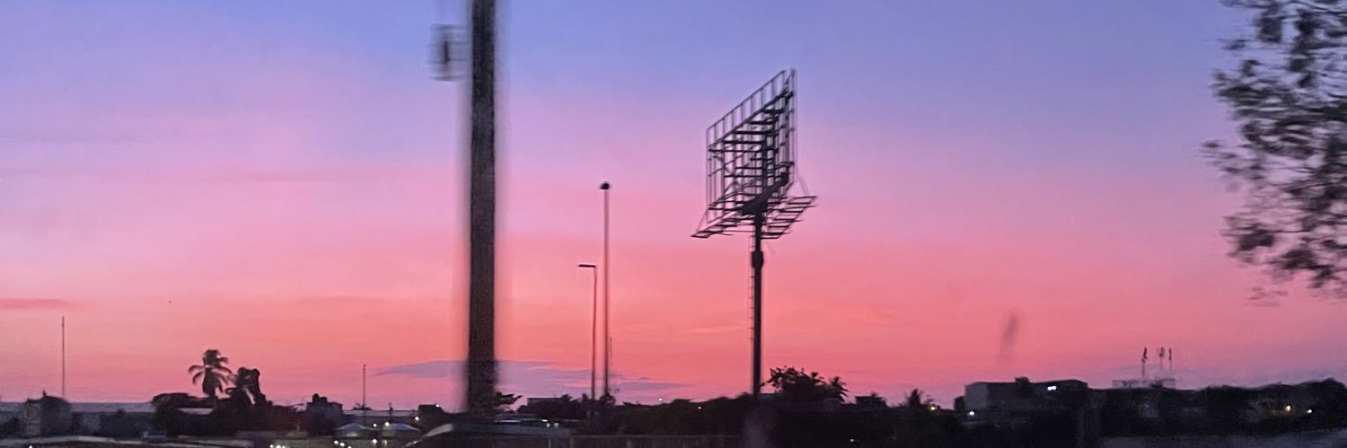 natalie_mrls's profile banner image