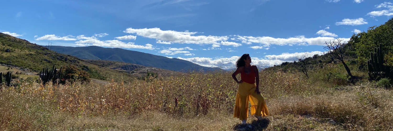 MariaMayoLive's profile banner image
