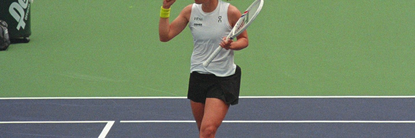 Debora Dominguez banner