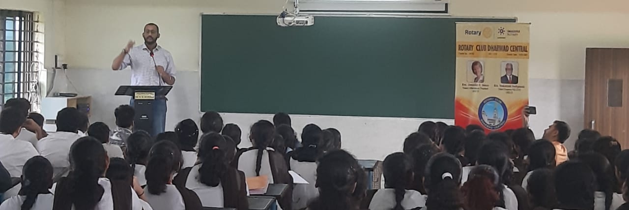 f_teacherr's profile banner image